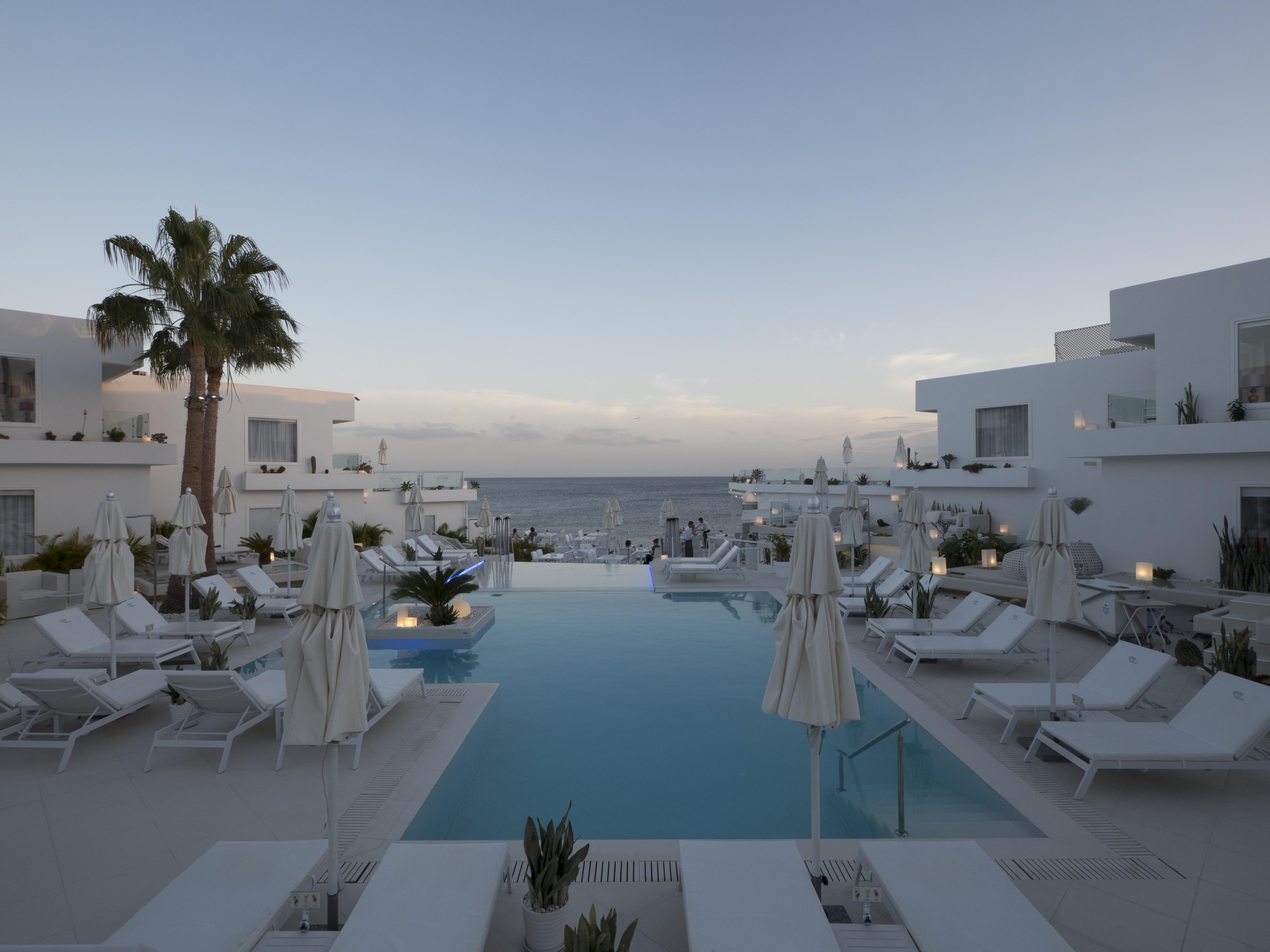 Lani'S Suites De Luxe - Adults Only Puerto del Carmen  Exterior photo