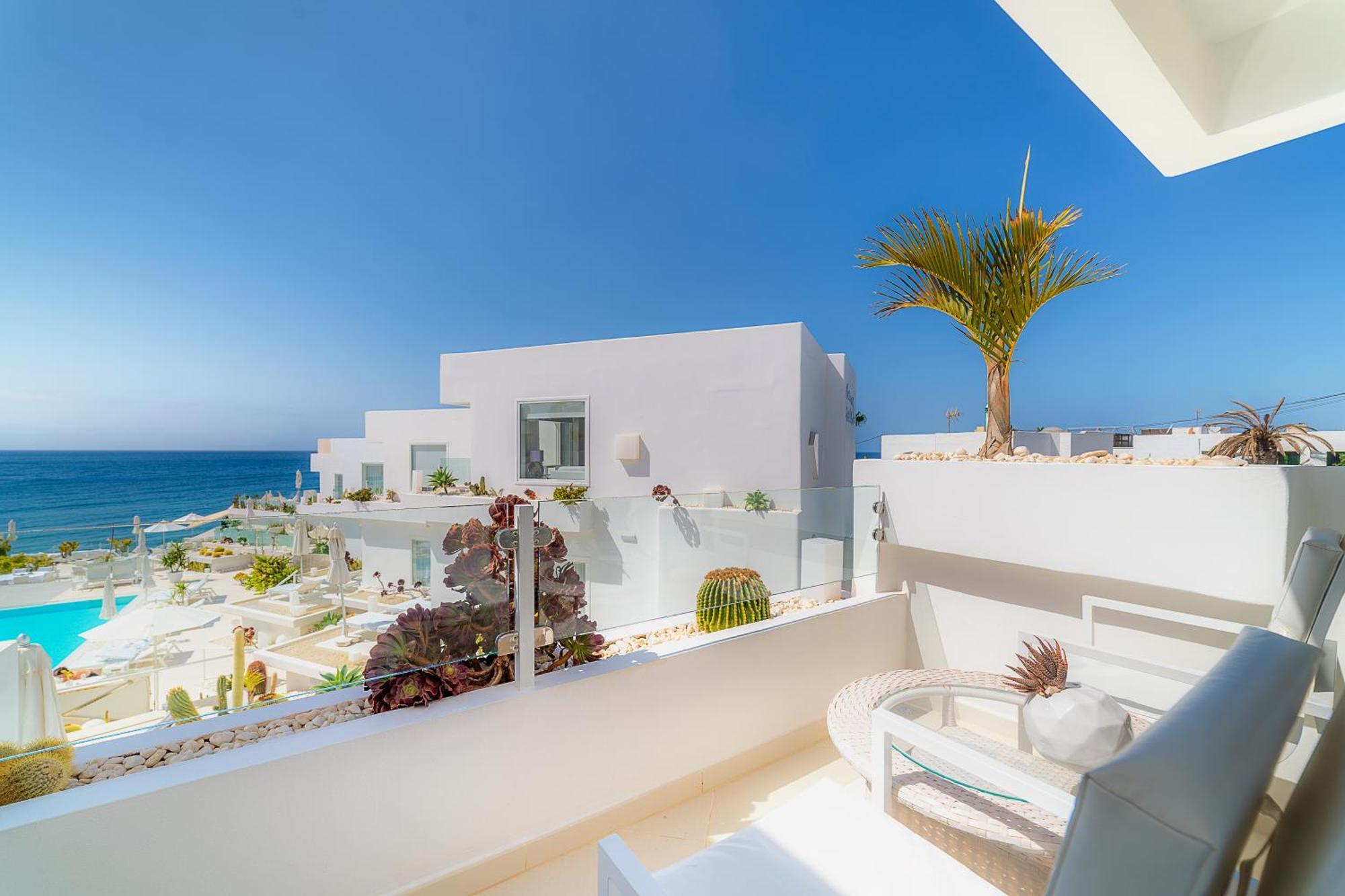 Lani'S Suites De Luxe - Adults Only Puerto del Carmen  Exterior photo