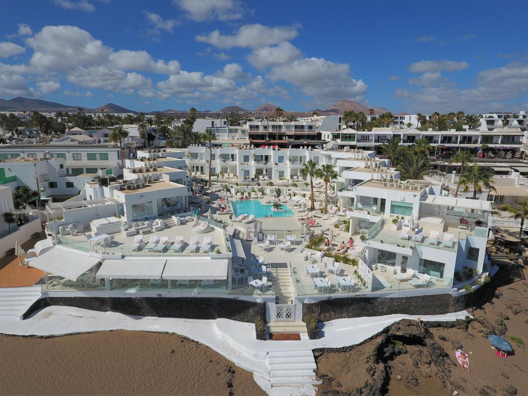 Lani'S Suites De Luxe - Adults Only Puerto del Carmen  Exterior photo